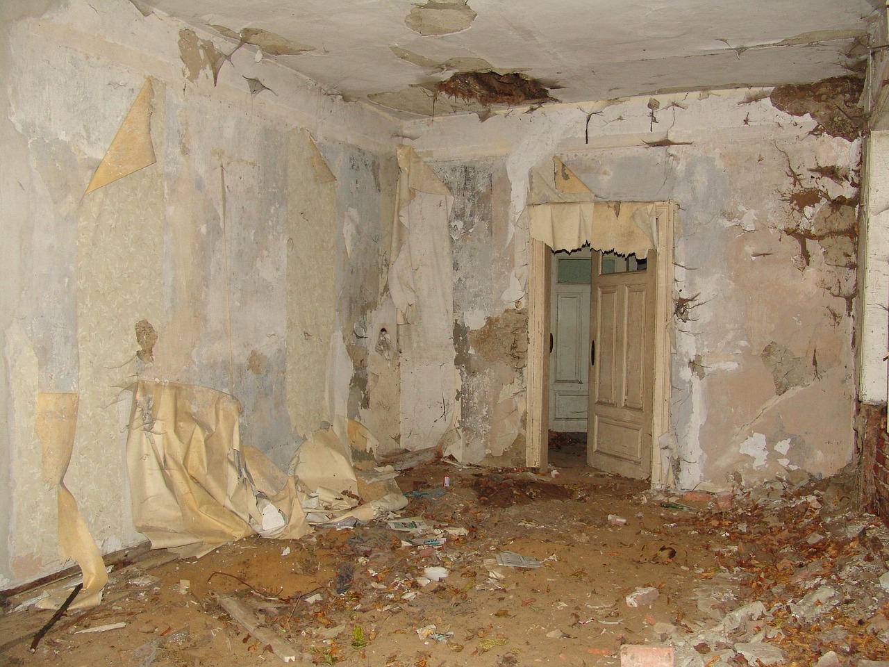 découvrez nos services de rénovation pour transformer et moderniser votre maison avec expertise et qualité.